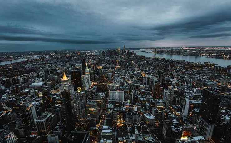 警花张津渝的刑侦智慧：从案件分析到全盘布局